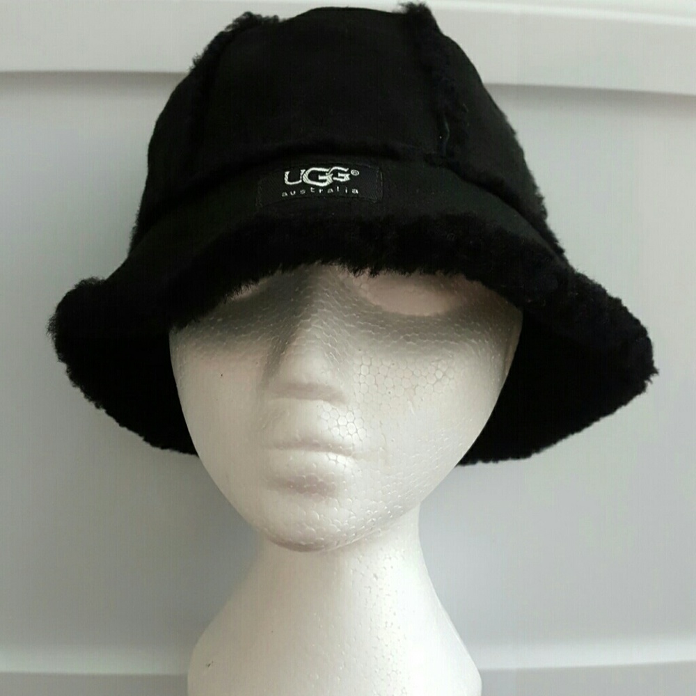 Ugg Australia Suede Winter Hat Shearling Trimmed